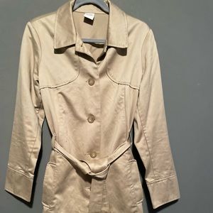 Tan Lightweight Fall Trench Coat